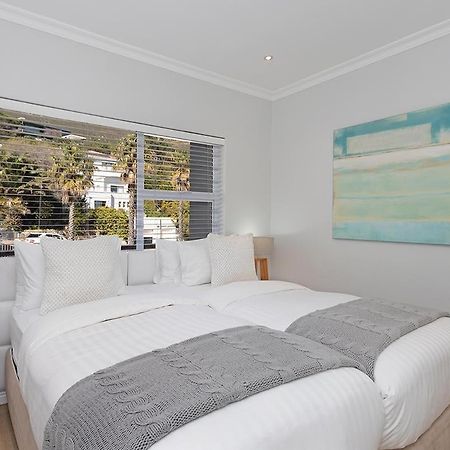 Stunning Sea View Apartment - Camps Bay เคปทาวน์ ภายนอก รูปภาพ