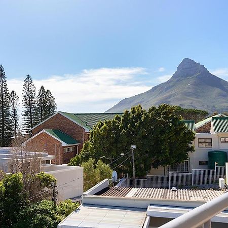 Stunning Sea View Apartment - Camps Bay เคปทาวน์ ภายนอก รูปภาพ