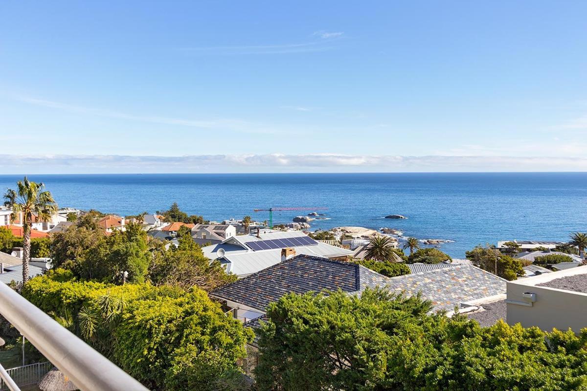 Stunning Sea View Apartment - Camps Bay เคปทาวน์ ภายนอก รูปภาพ
