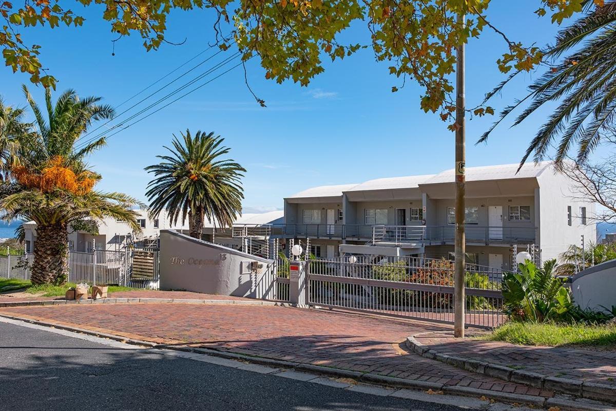 Stunning Sea View Apartment - Camps Bay เคปทาวน์ ภายนอก รูปภาพ